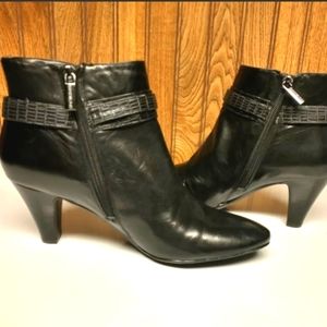 Bandolino Flight Ankle Boots Black Leather 6M